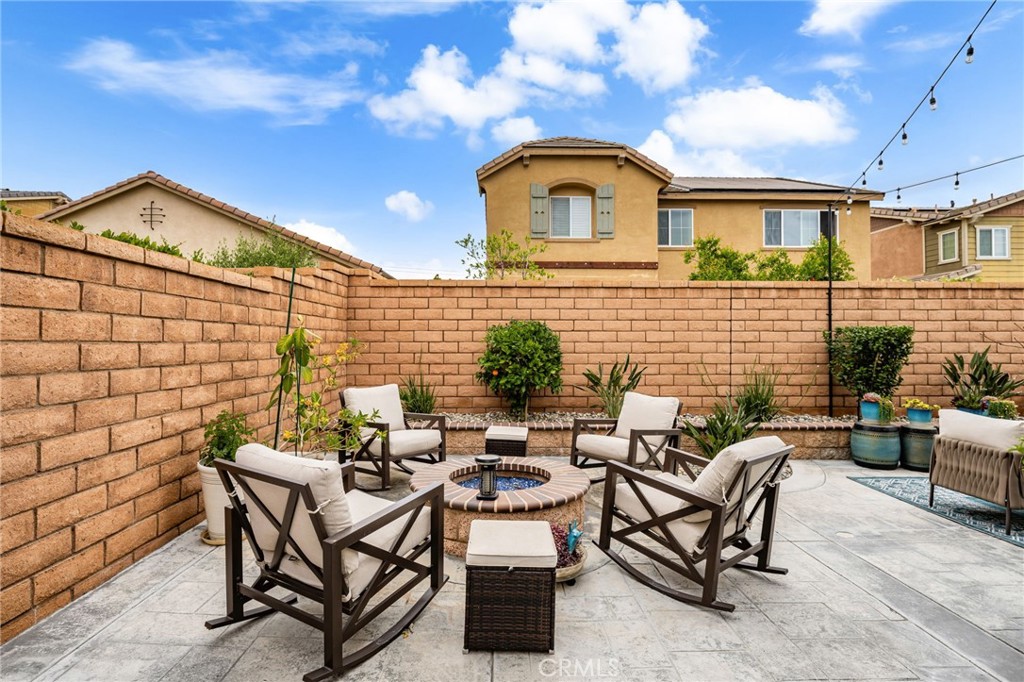 3693 S Grower Avenue