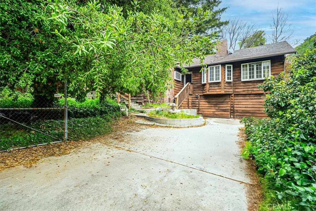 419 Lytle Lane