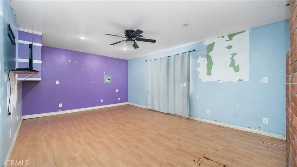 28029 Reservoir Avenue