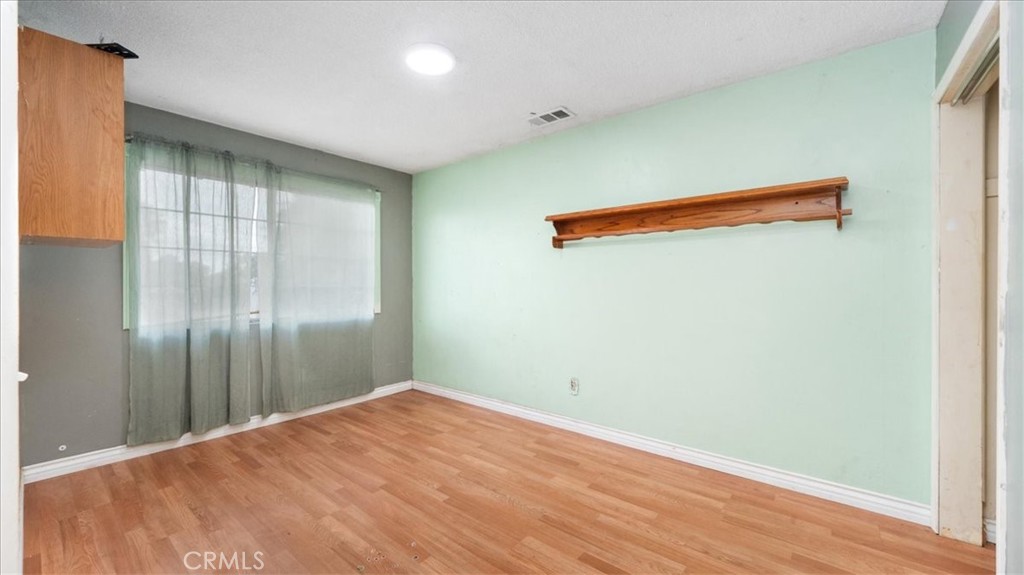 28029 Reservoir Avenue