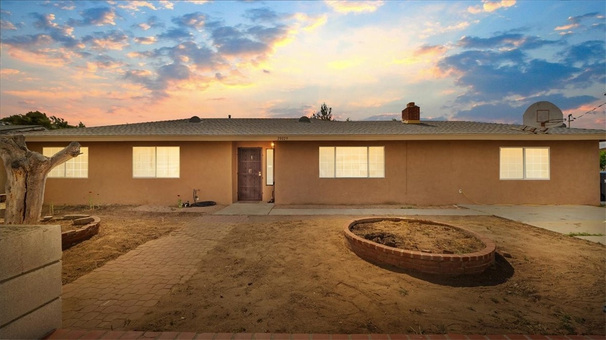 28029 Reservoir Avenue