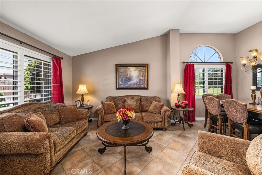 35189 Ravencrest Court