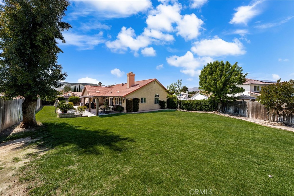 35189 Ravencrest Court