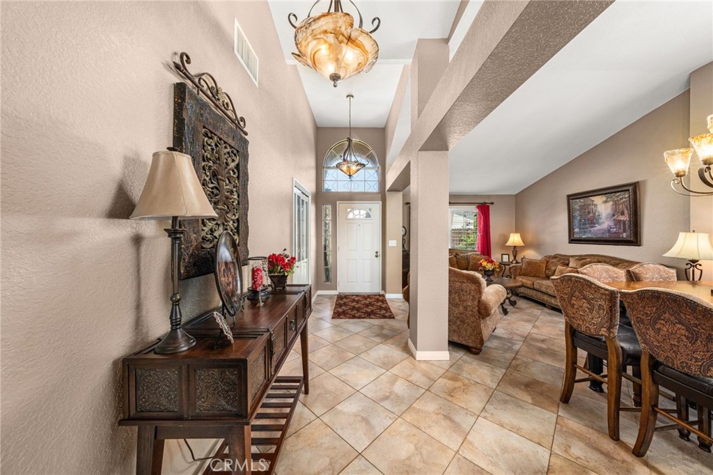 35189 Ravencrest Court