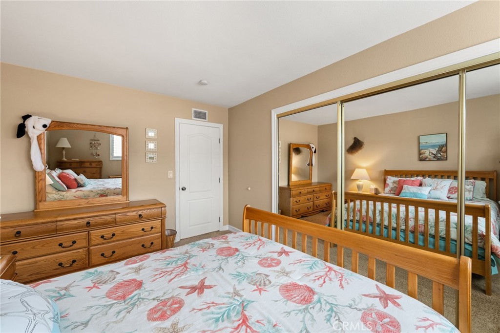 250 Avenida Lobeiro C