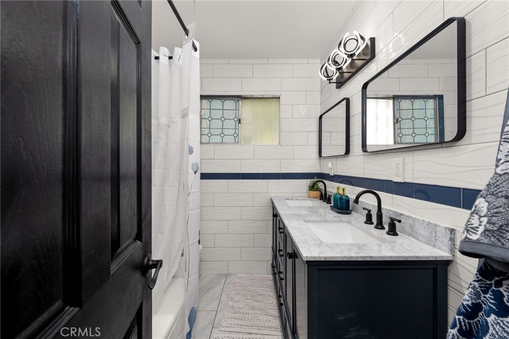 5015 Berryhill Place