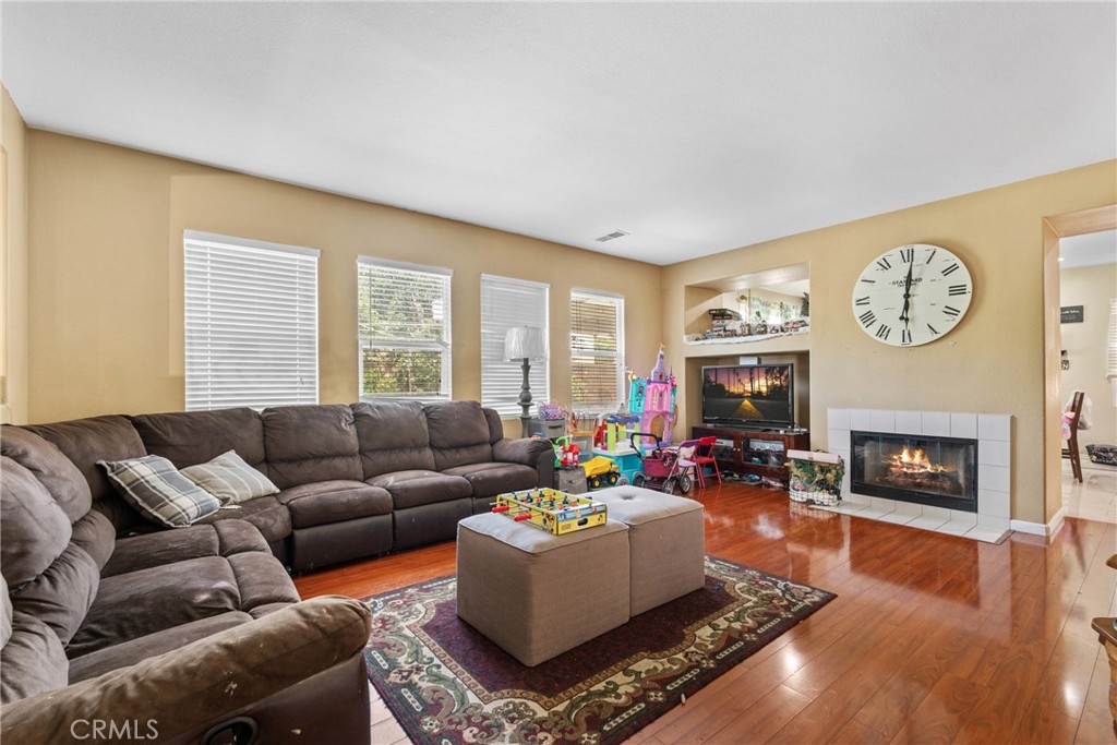 3410 Fieldcrest Court