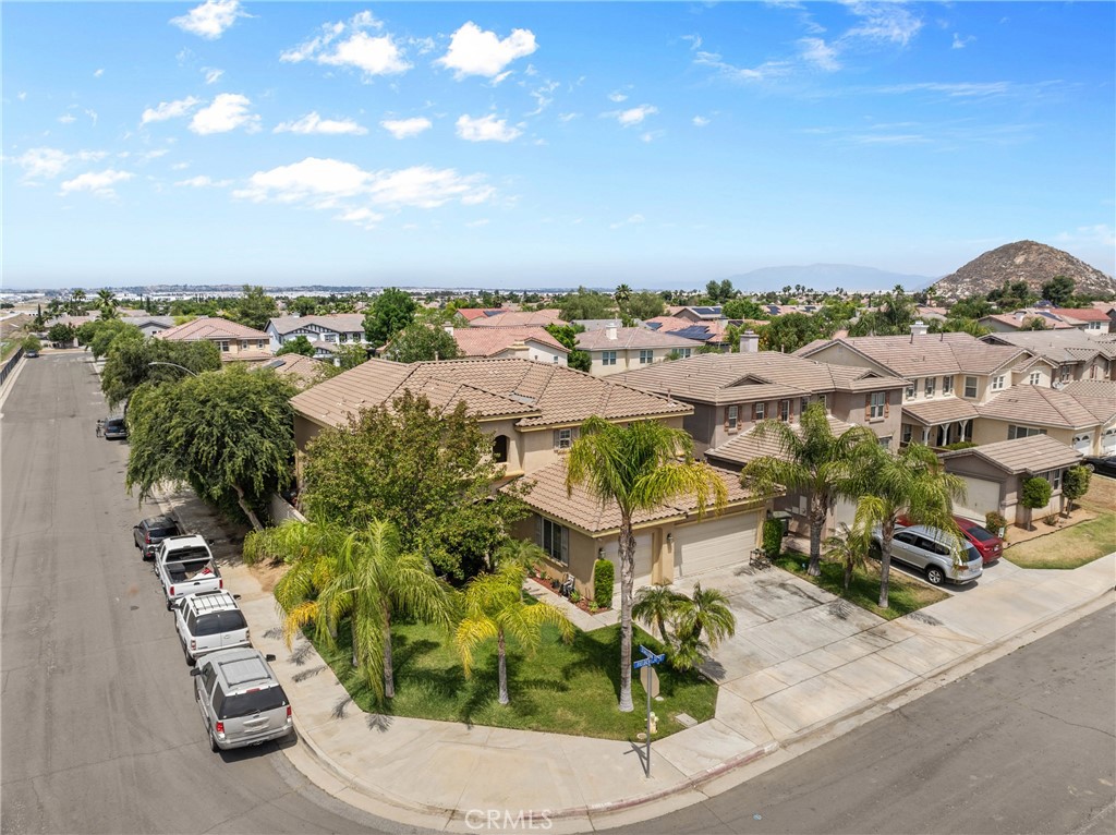 3410 Fieldcrest Court