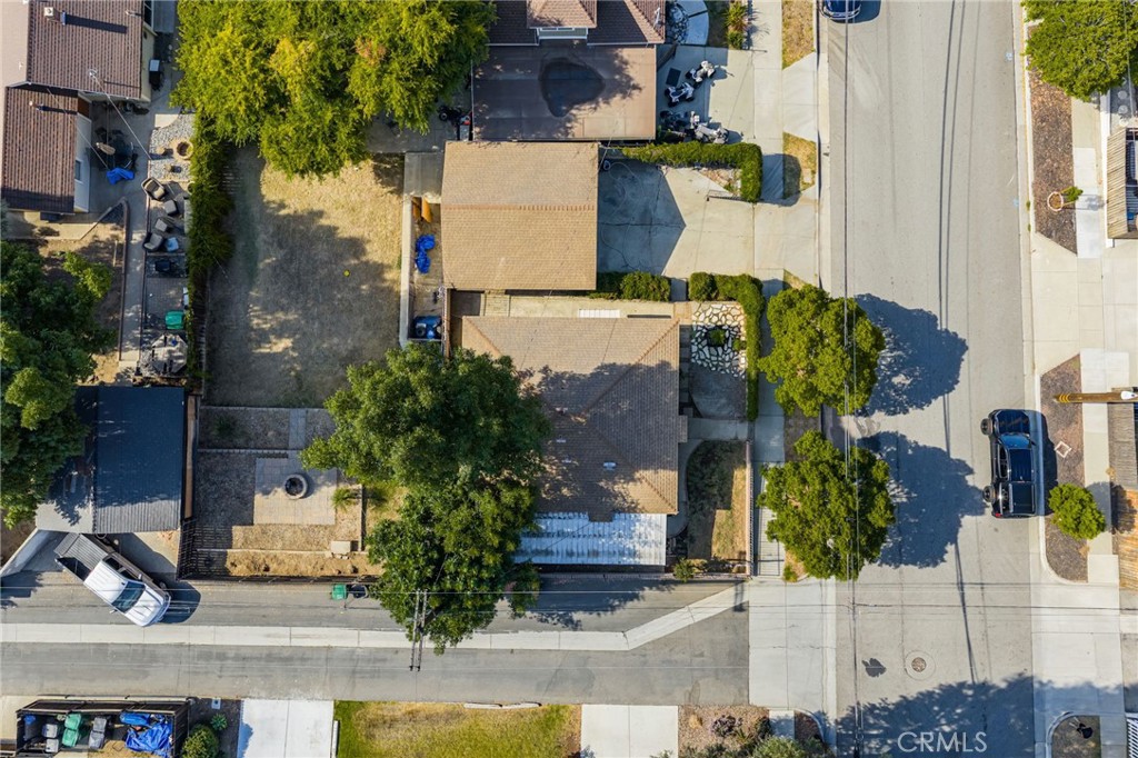 408 N Cataract Avenue