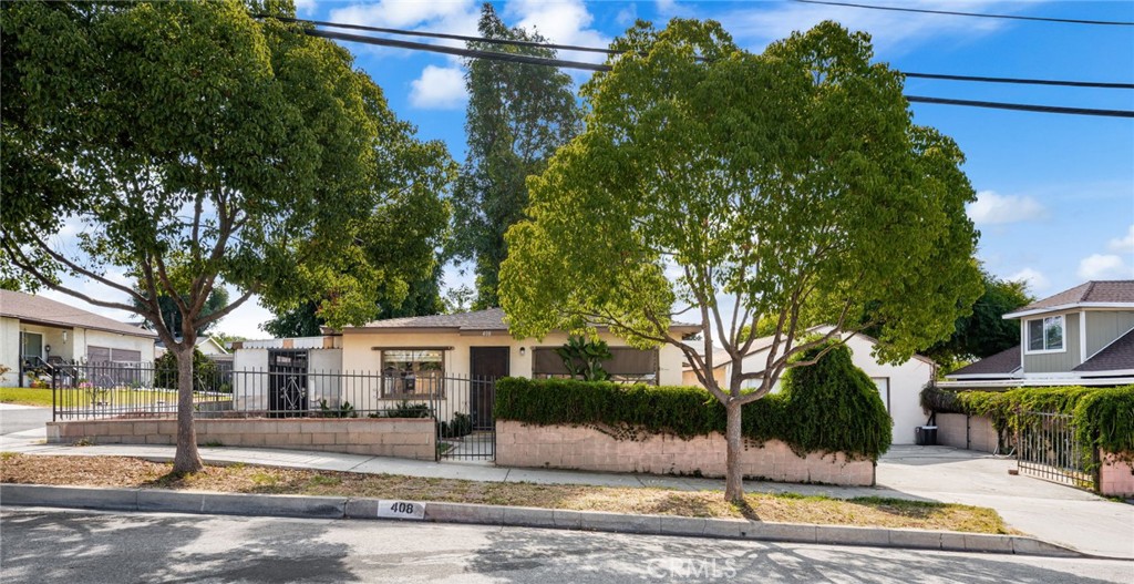 408 N Cataract Avenue