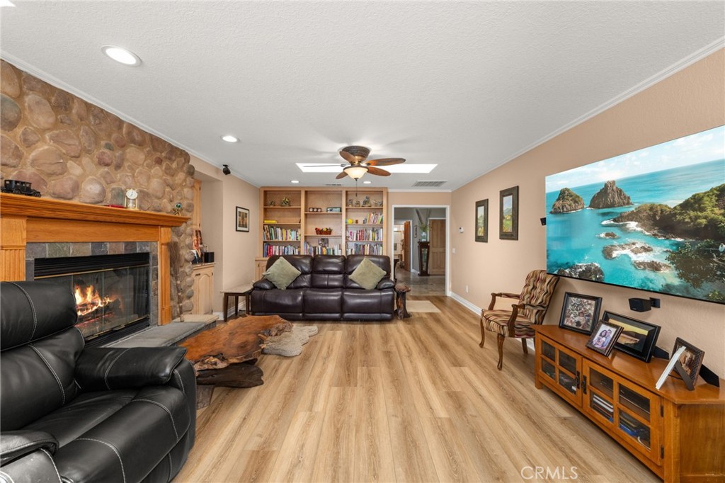 36608 Oak Ridge Drive