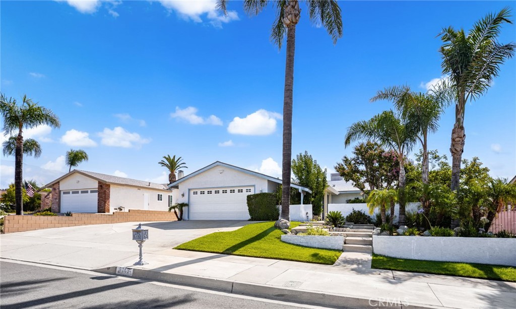 6205 Dartmouth Avenue