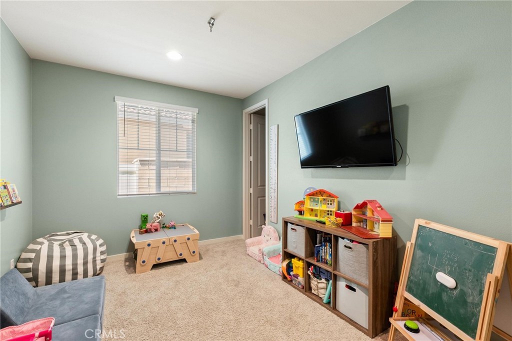 28439 Harvest Gold Court