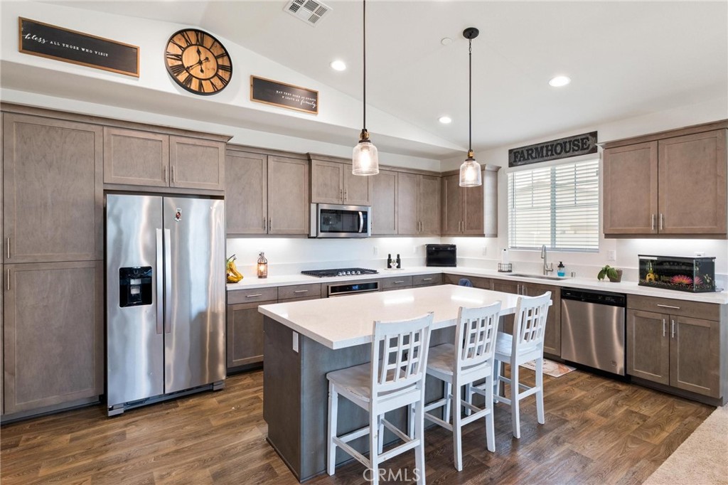 28439 Harvest Gold Court