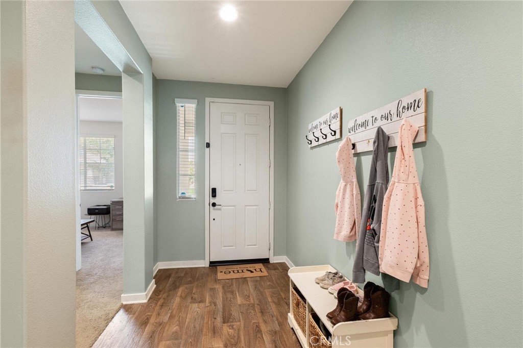 28439 Harvest Gold Court