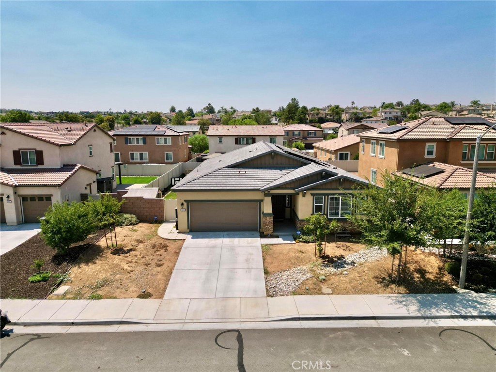 28439 Harvest Gold Court