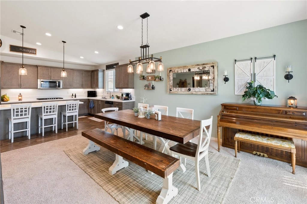 28439 Harvest Gold Court