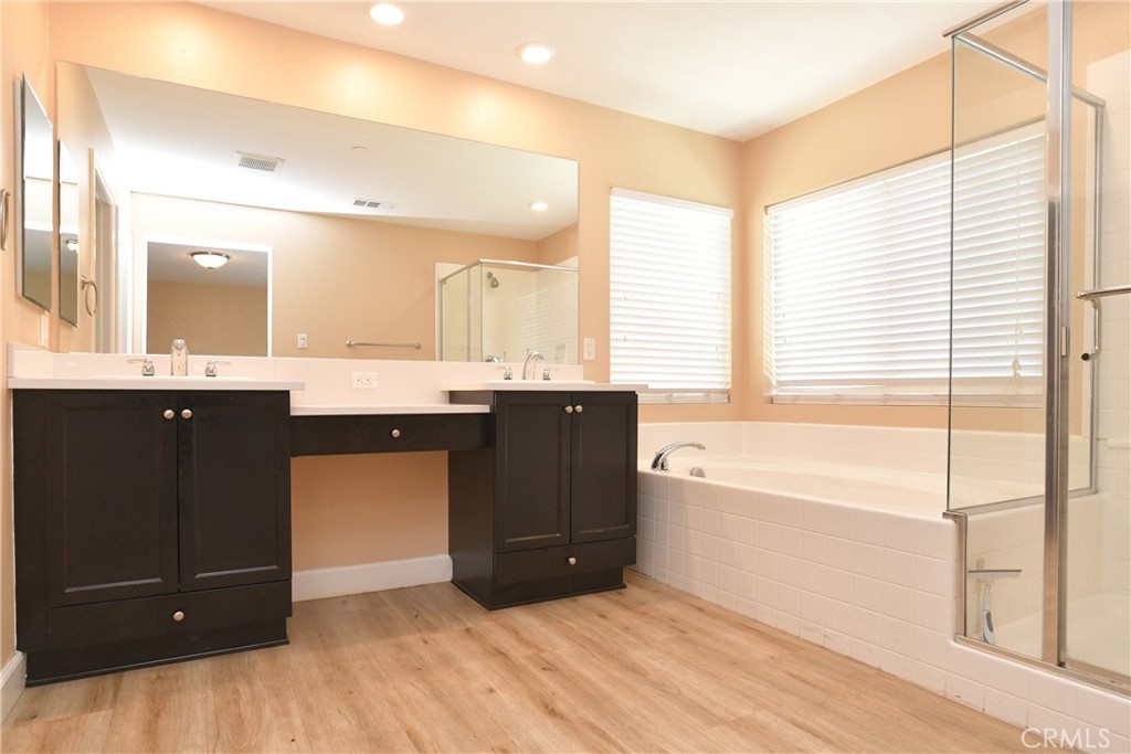 8011 Sea Salt Avenue