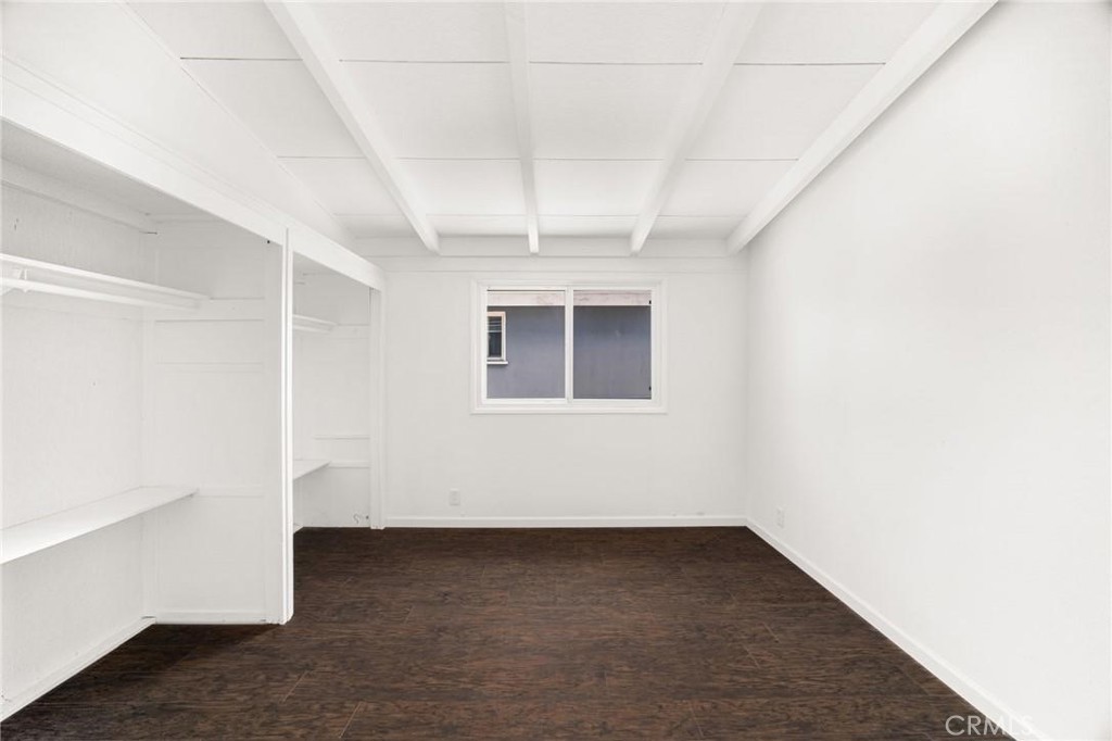 610 W Glen Lyn Drive