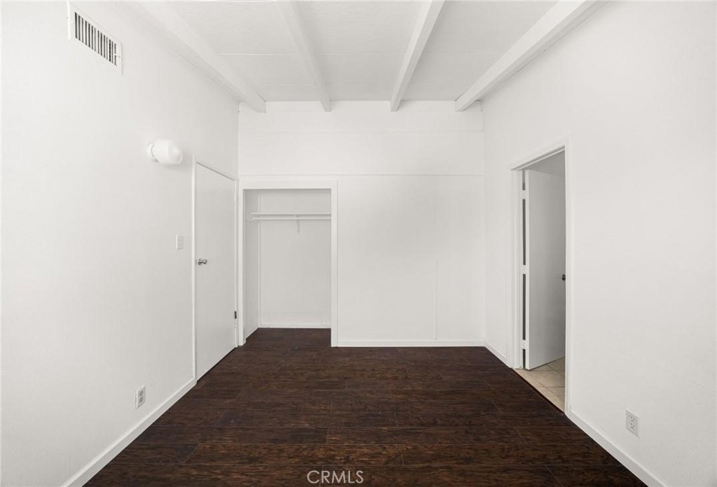 610 W Glen Lyn Drive