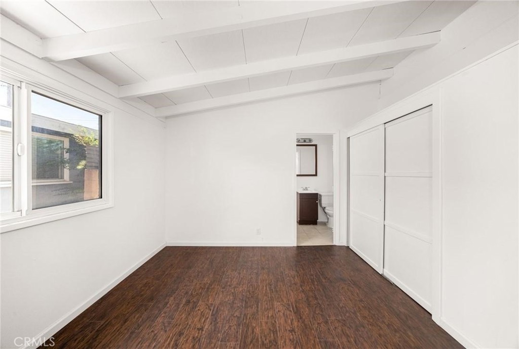 610 W Glen Lyn Drive