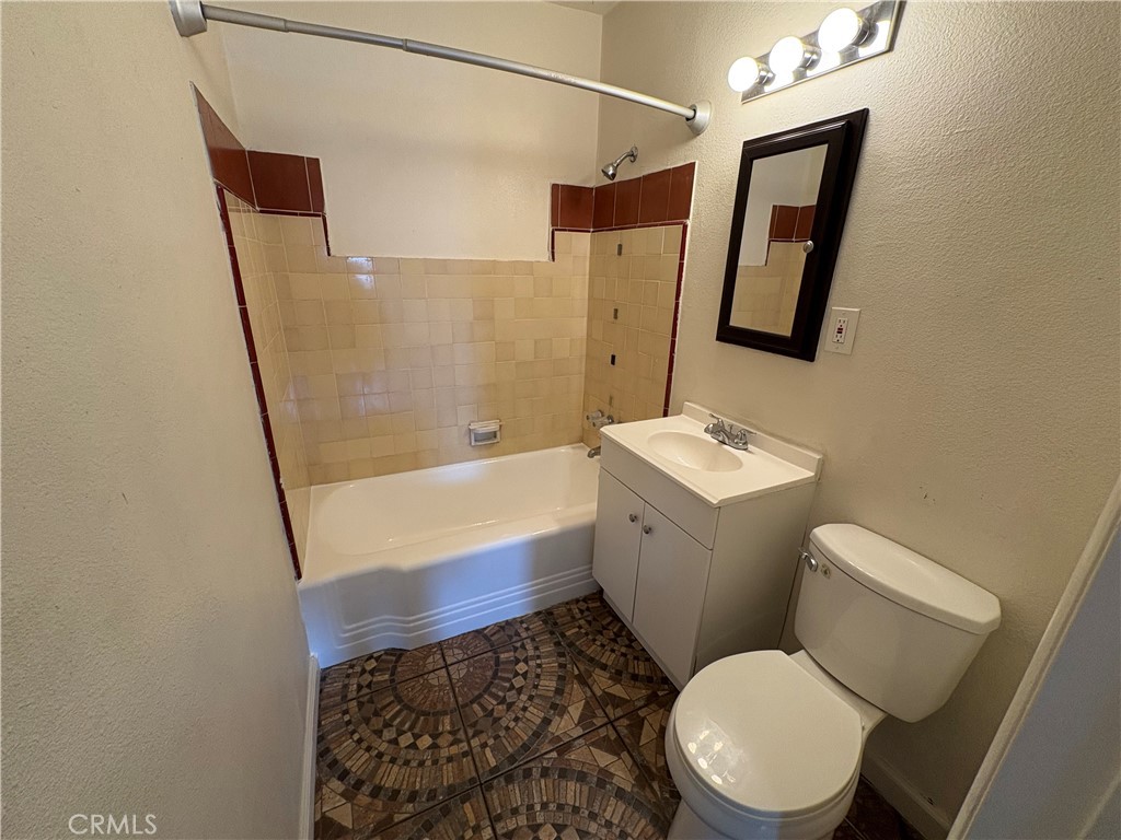 15356 Merrill Avenue 2A