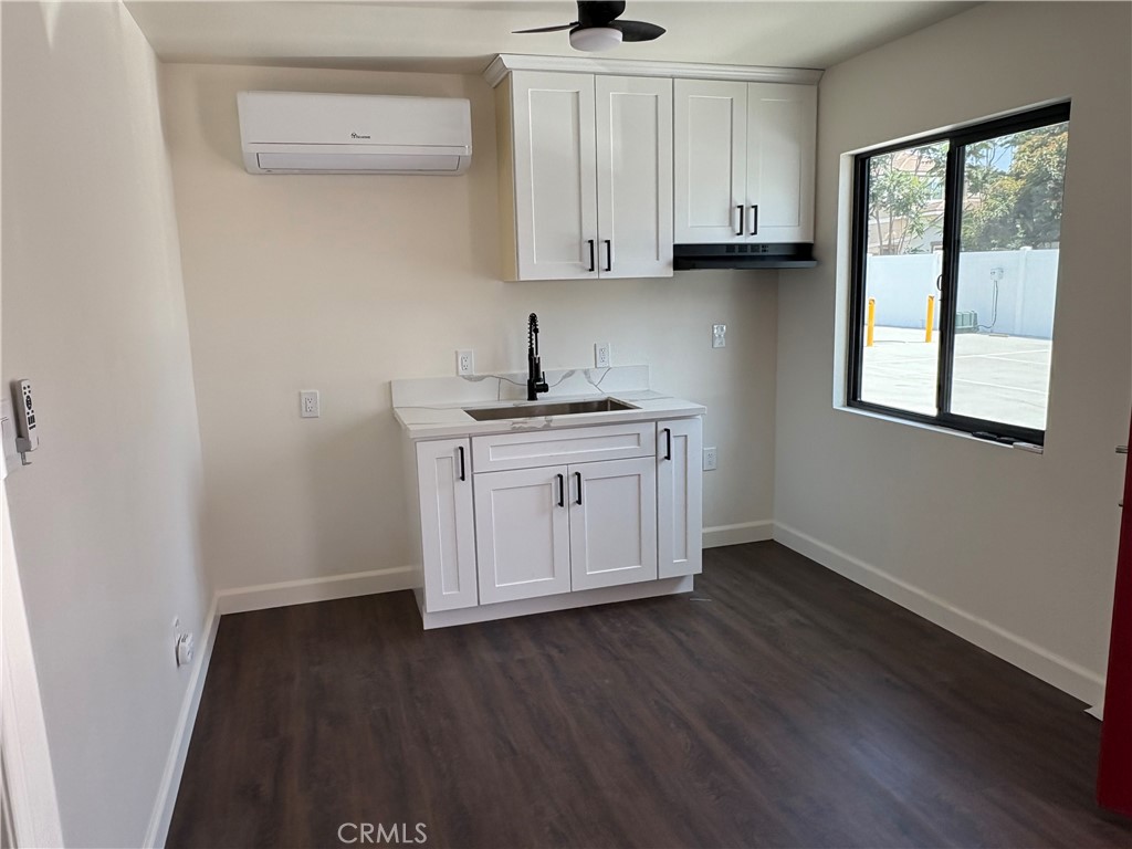 15356 Merrill Avenue 2B