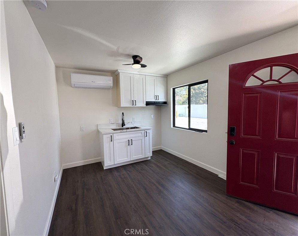 15356 Merrill Avenue 2B