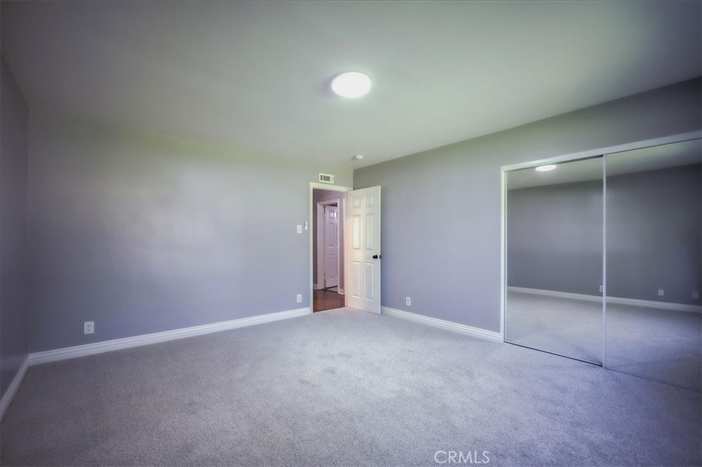 1375 N Euclid Avenue