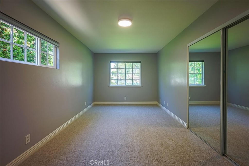 1375 N Euclid Avenue