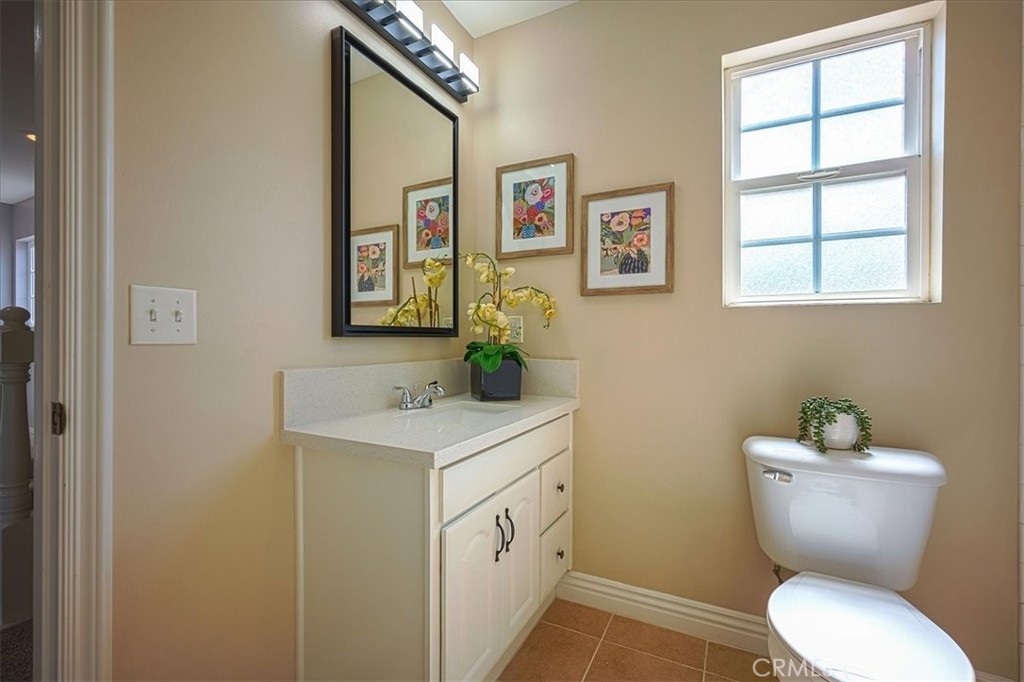 1375 N Euclid Avenue