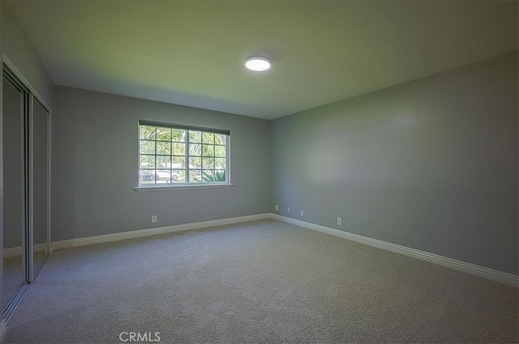 1375 N Euclid Avenue