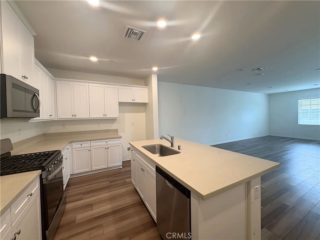 4059 E Coronado Privado