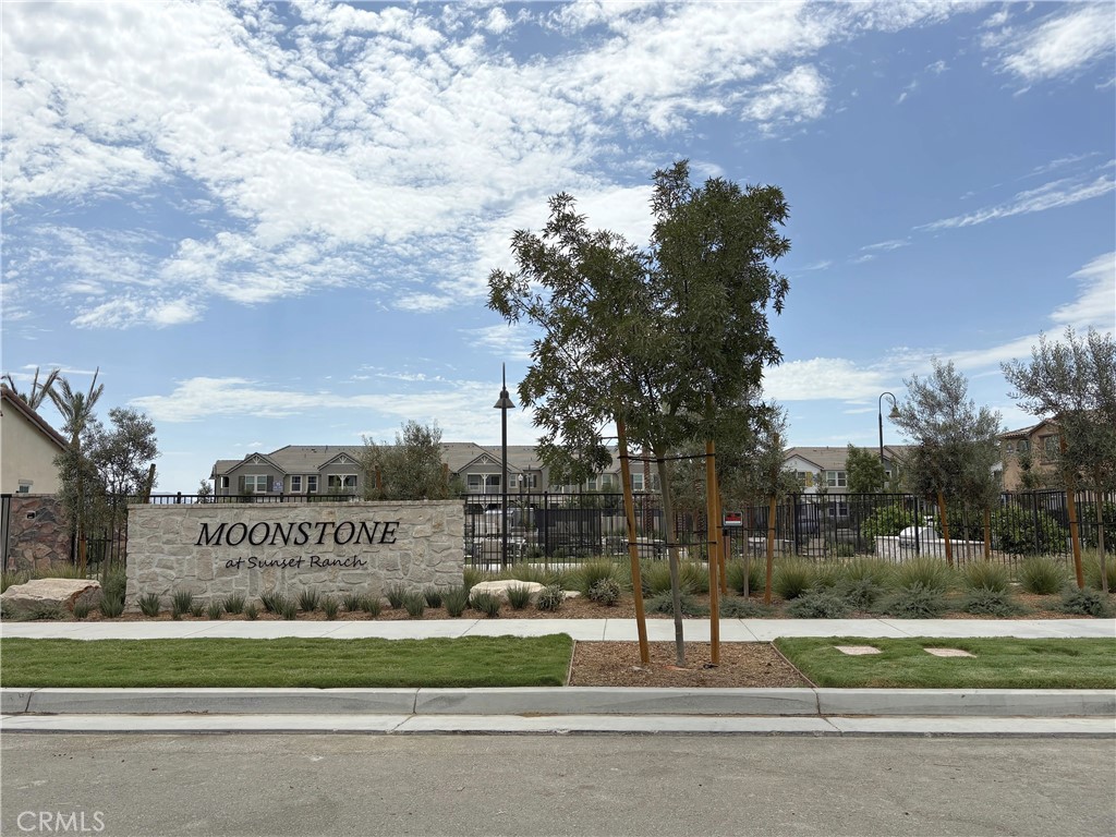 4059 E Coronado Privado