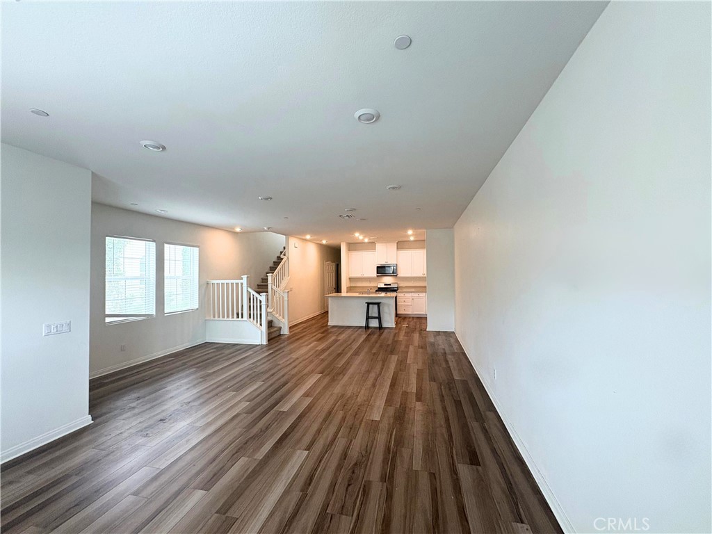 4059 E Coronado Privado