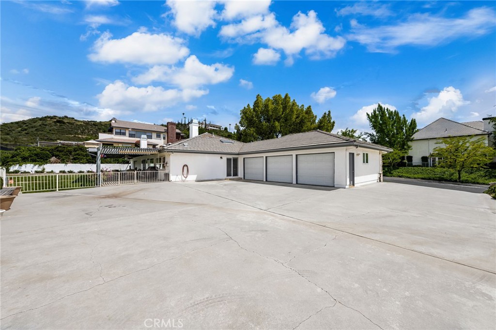 36608 Oak Ridge Drive