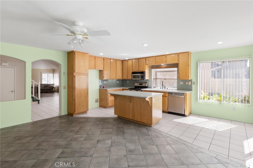 1289 Green Island Street