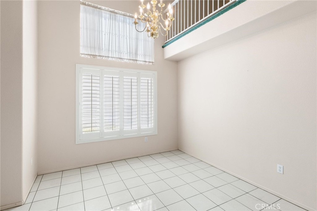 1289 Green Island Street