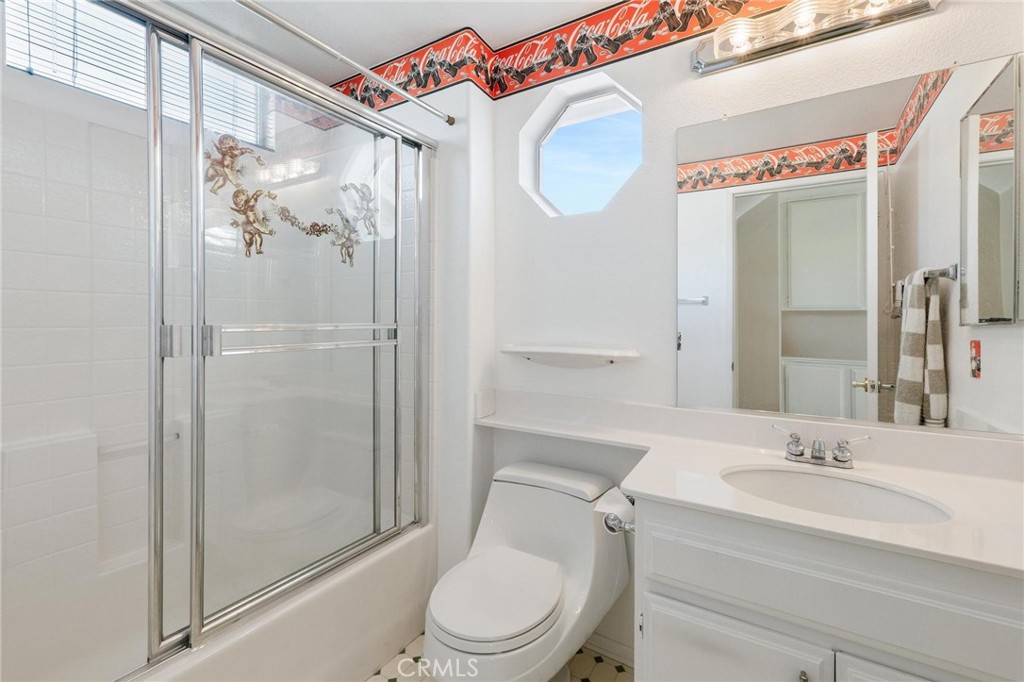 1289 Green Island Street