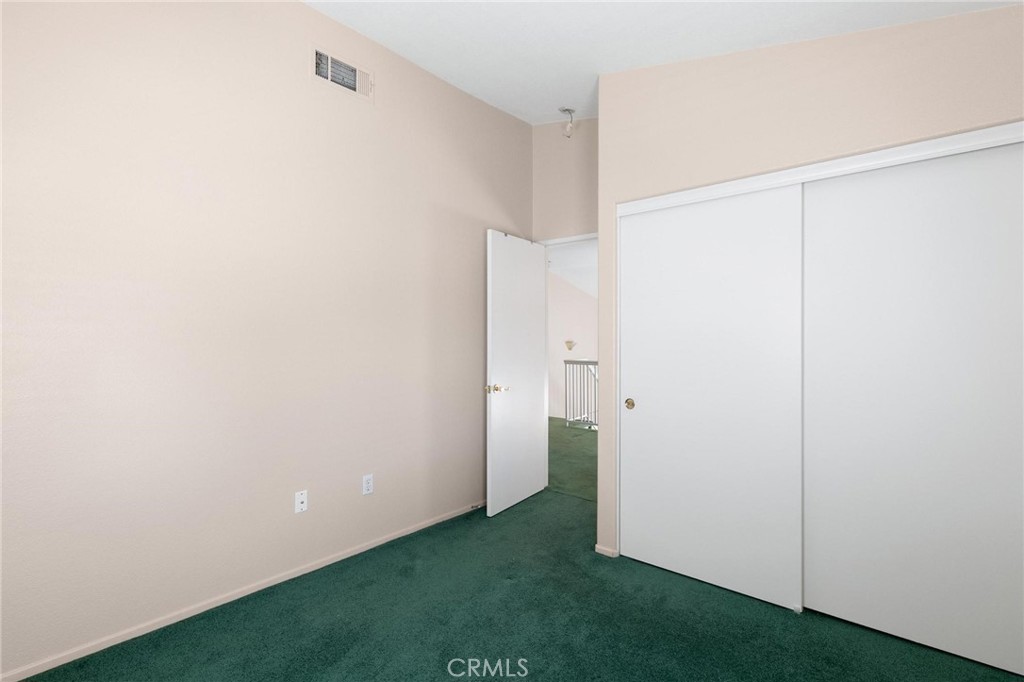 1289 Green Island Street