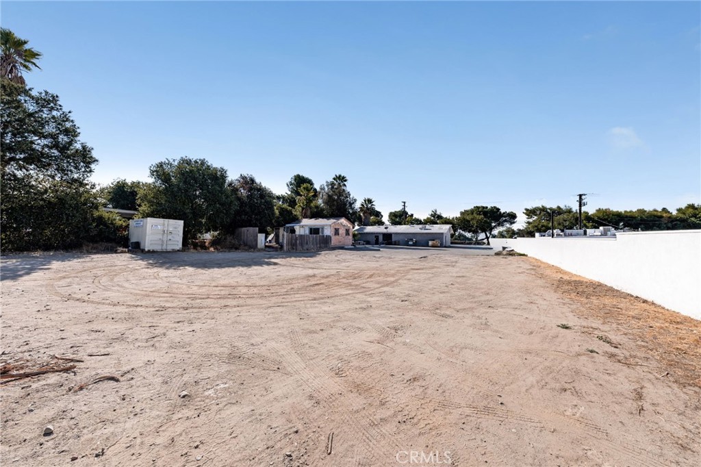 10026 10026 Foothill