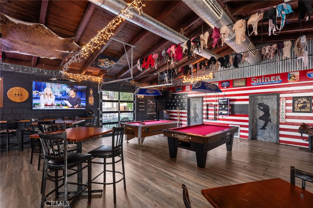 10026 10026 Foothill