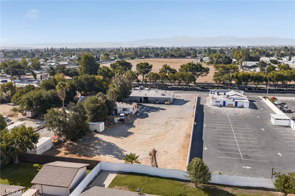 10026 10026 Foothill