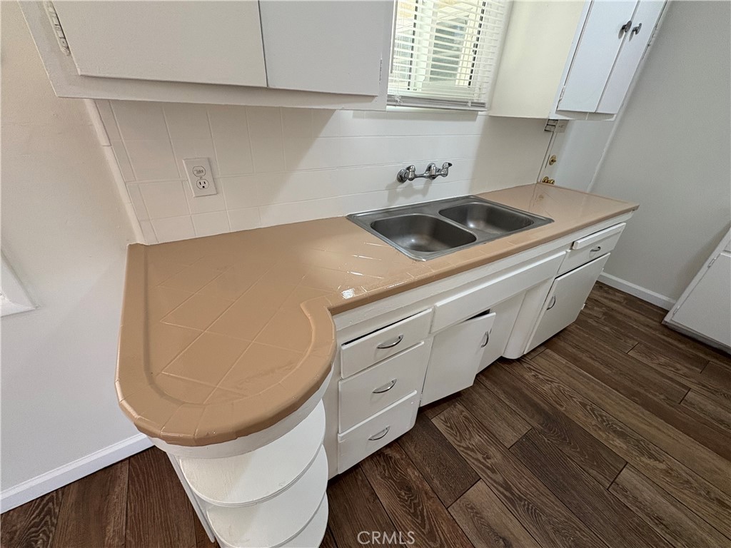 441 Unit 443 W Mckinley