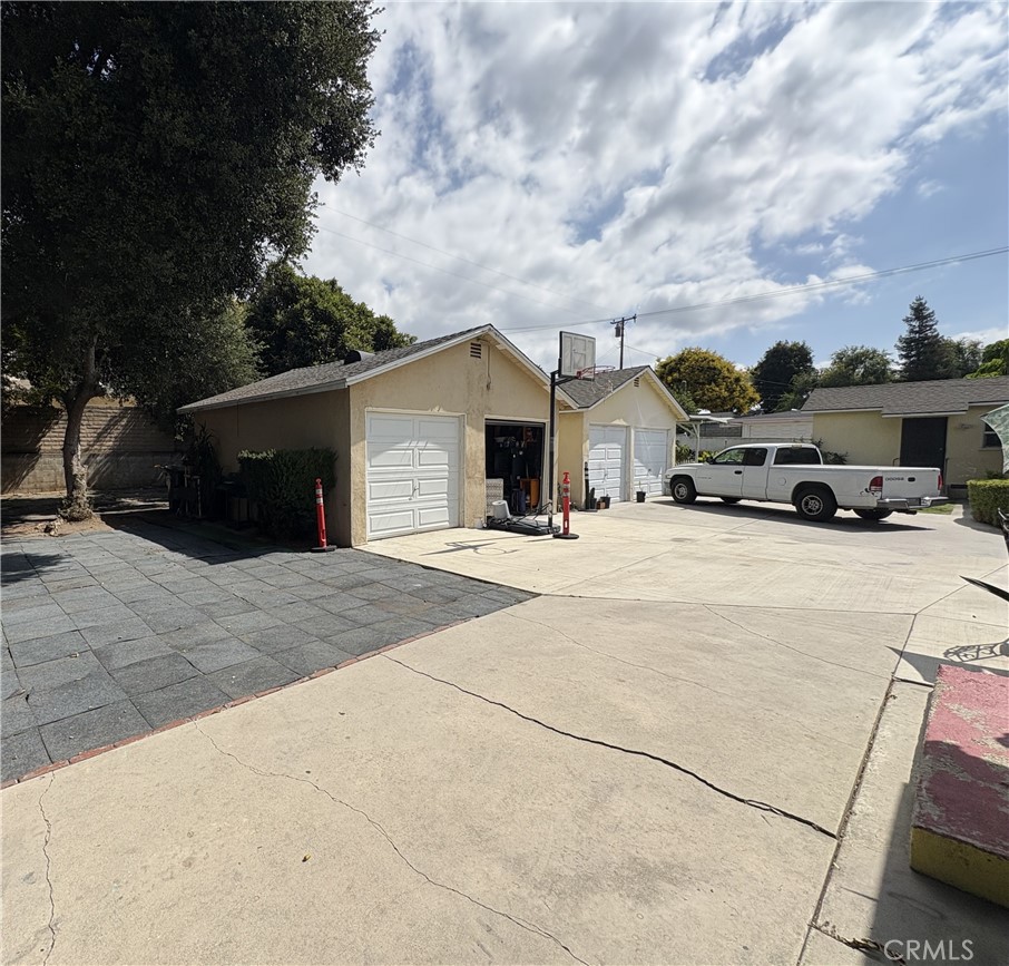 441 Unit 443 W Mckinley