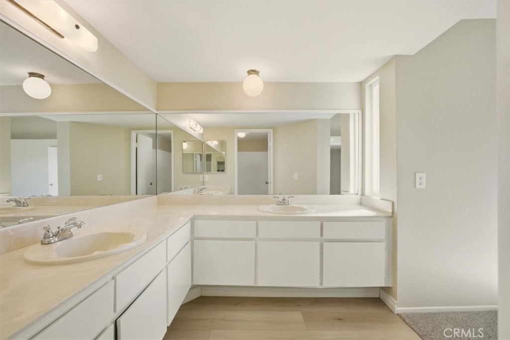 11956 Bayless Street