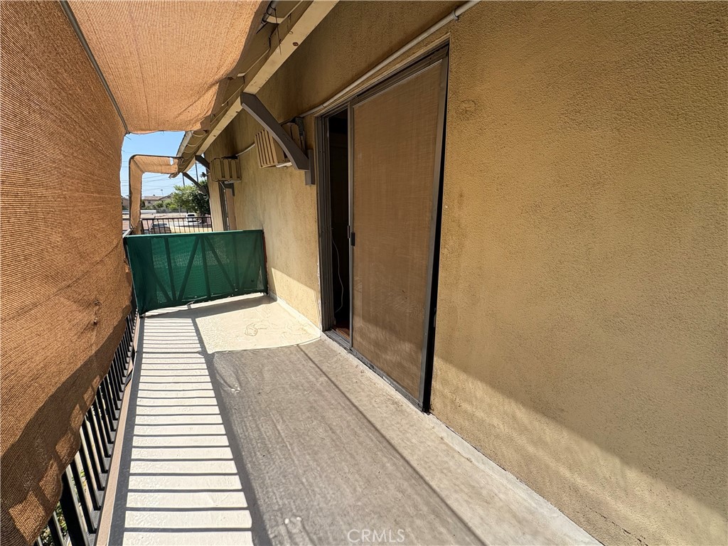 1123 Unit B E La Deney Court