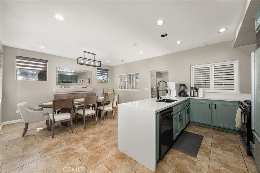 14171 Shoreline Drive