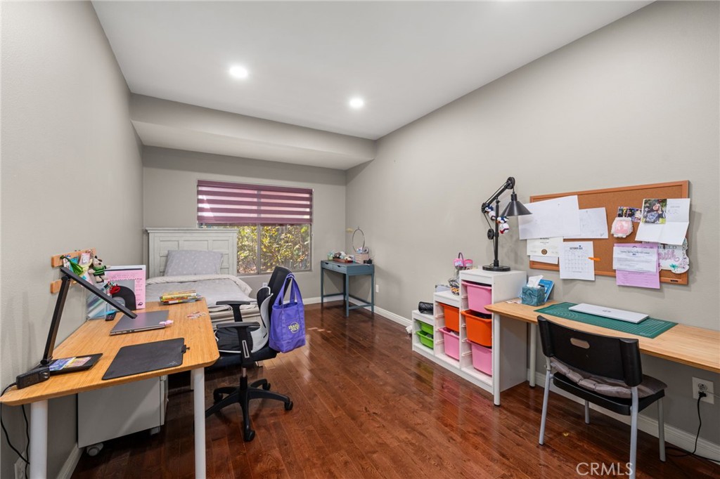 14171 Shoreline Drive