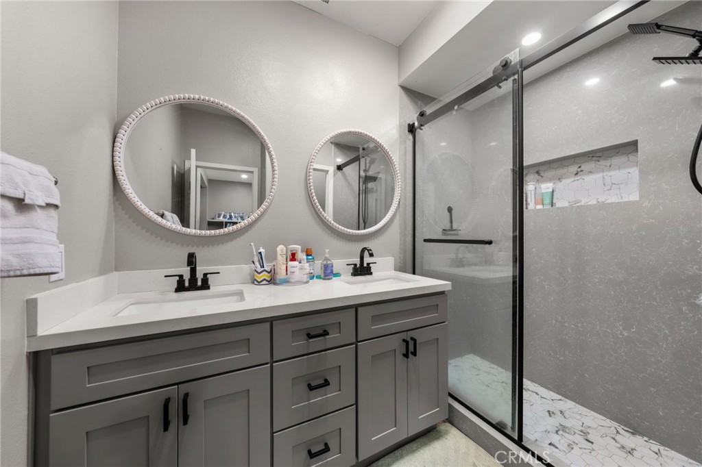 14171 Shoreline Drive